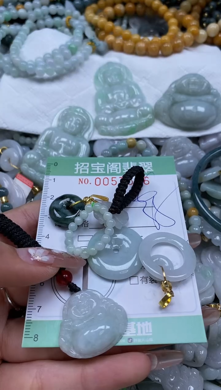 【闪购商品】翡翠颈饰未镶嵌闪购商品0057586