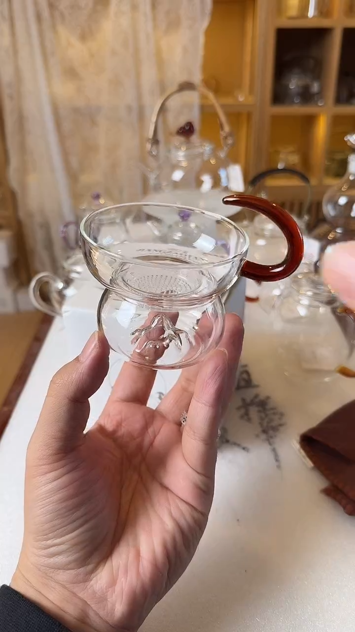 灵角茶漏红。。。。。。。。