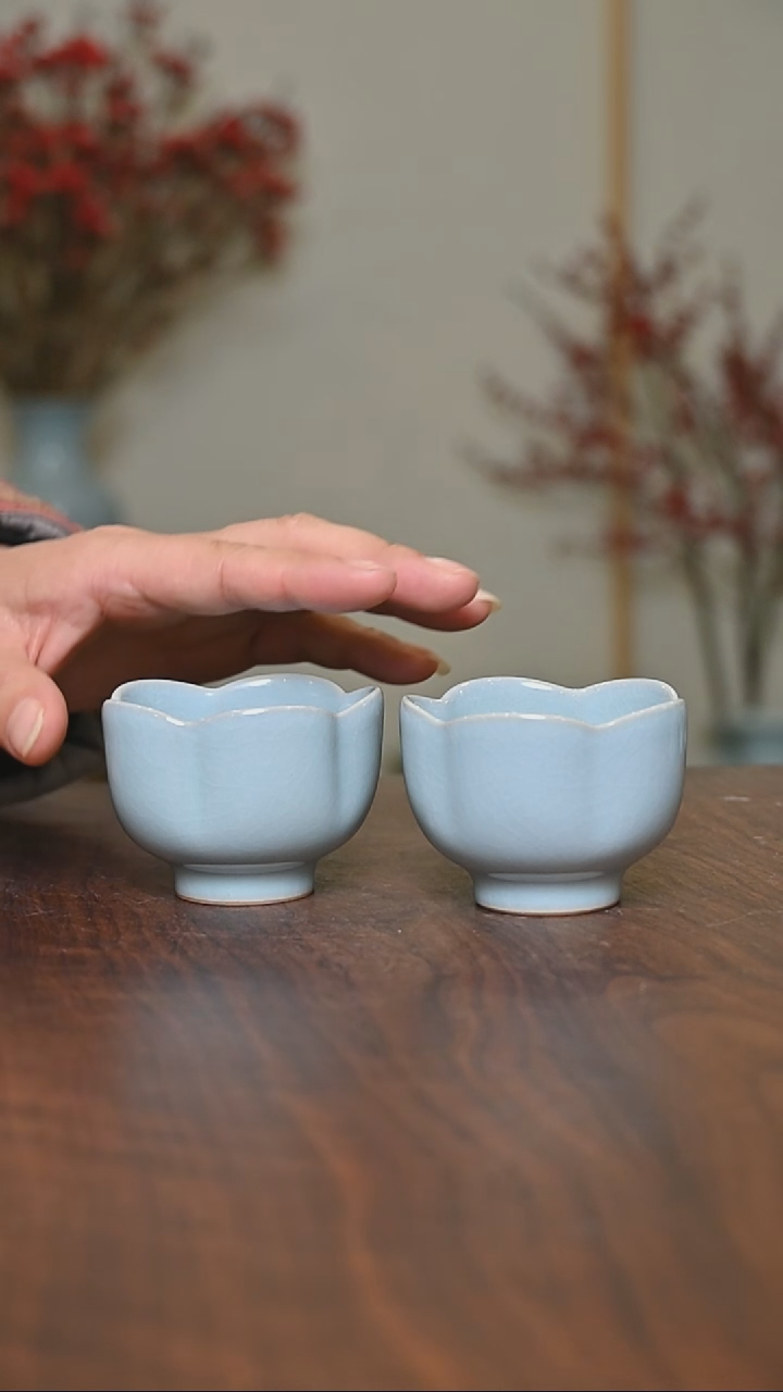 【闪购商品】其他海棠杯2只微瑕天青釉 无款