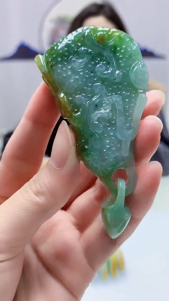 【闪购商品】定制翡翠未镶嵌4829zm-毛货挂件16