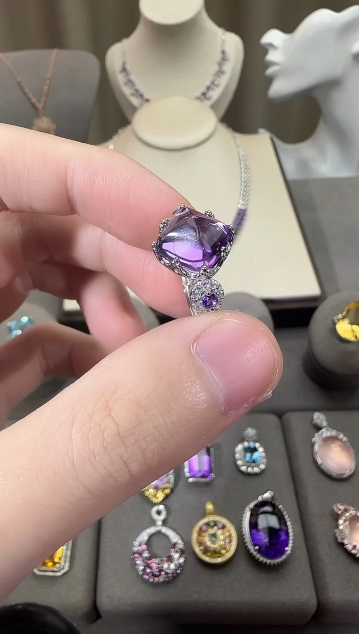 银S925镶嵌戒指紫晶11mm戒指糖塔设计款