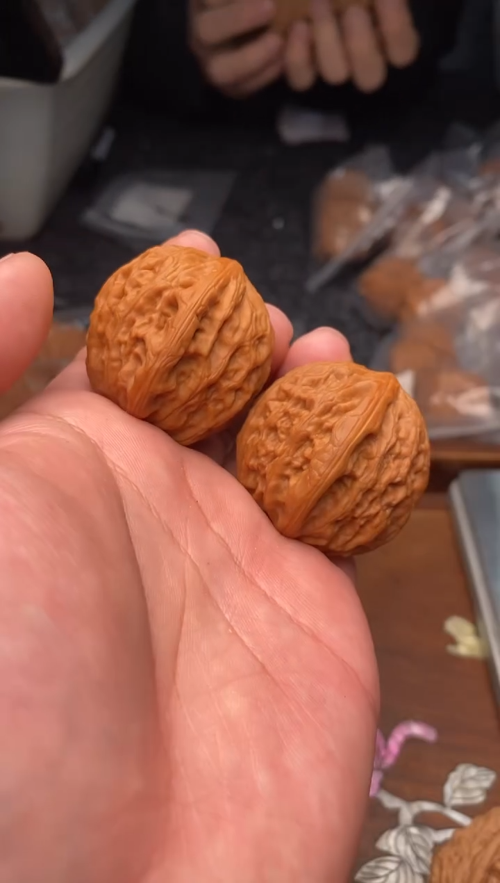 【闪购商品】文玩核桃把件G416号36尺铁锤