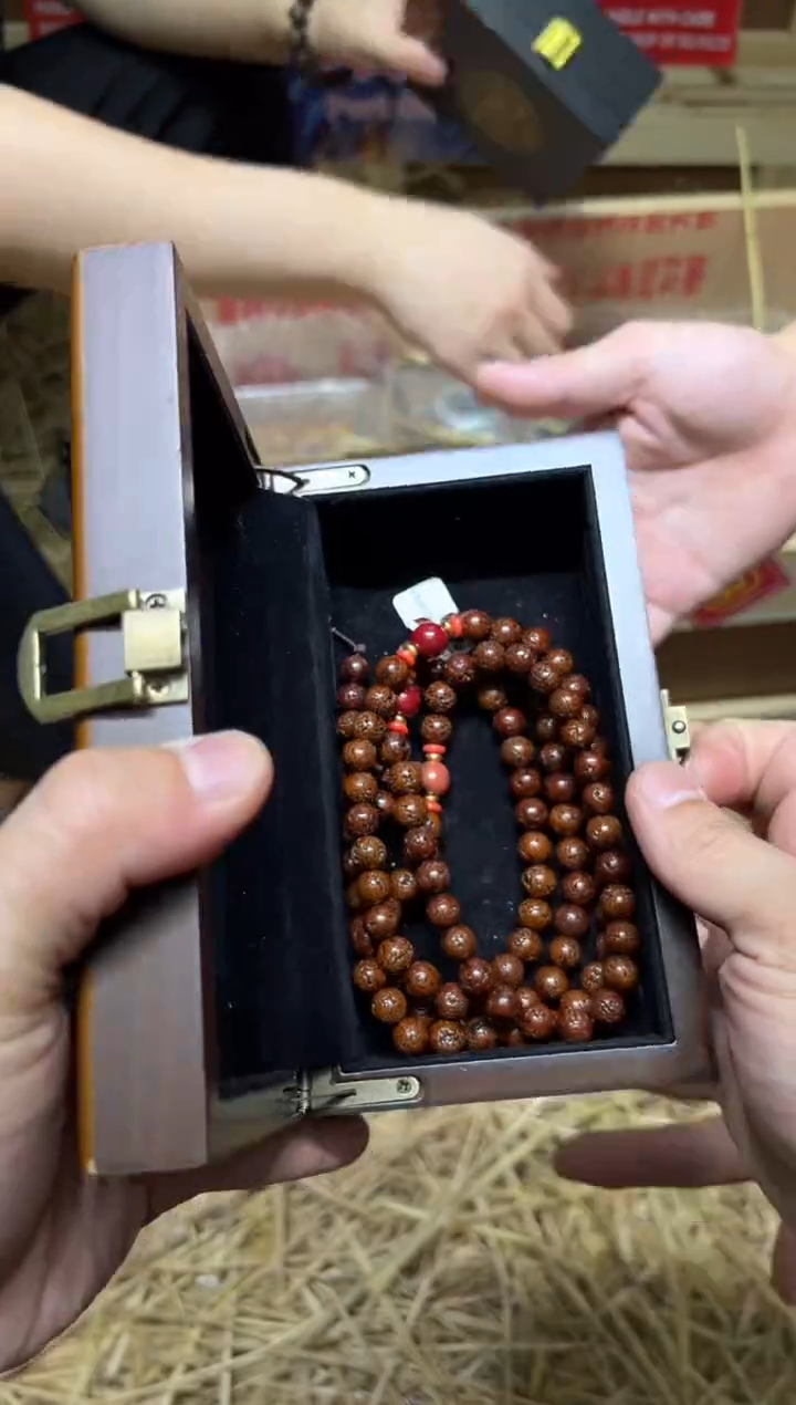精选手串（无礼盒发货）176