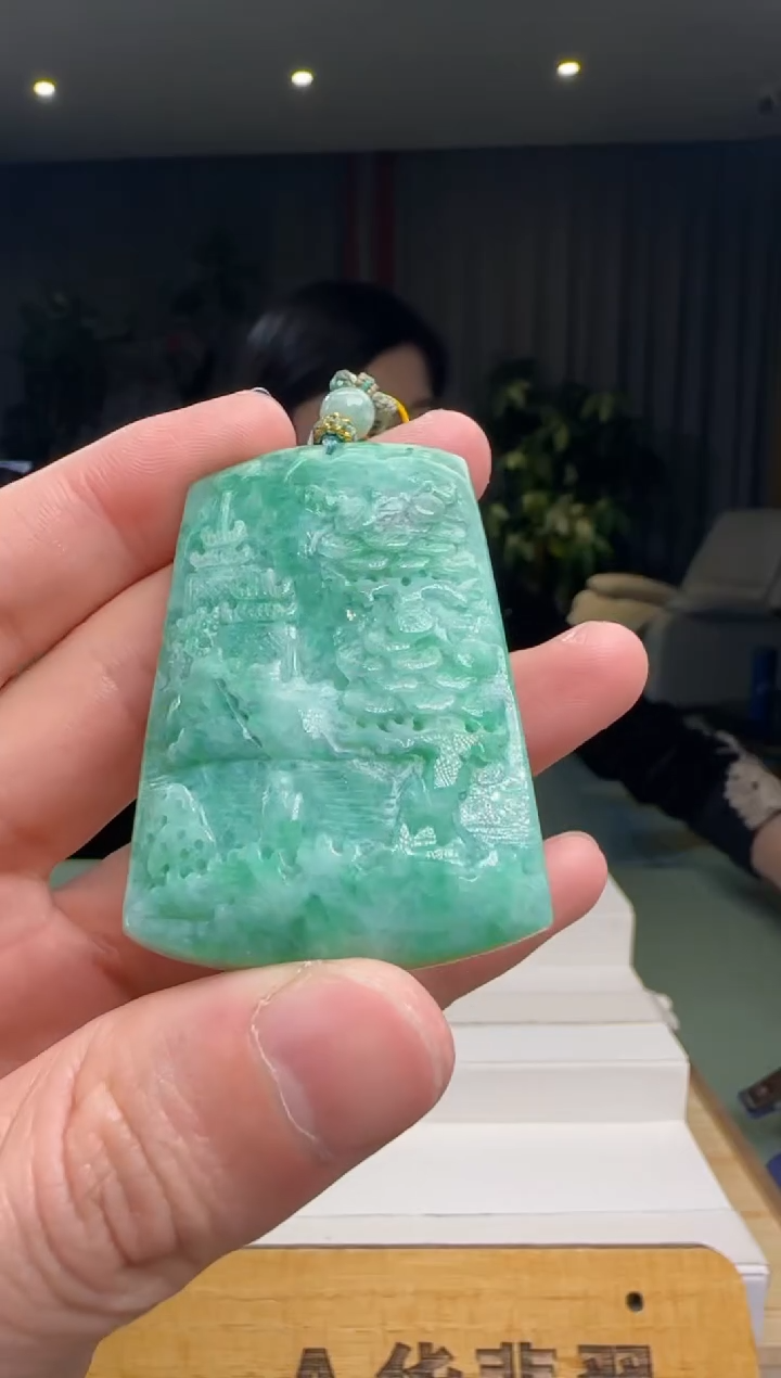 【闪购商品】翡翠颈饰未镶嵌DY@@960Q3J12704