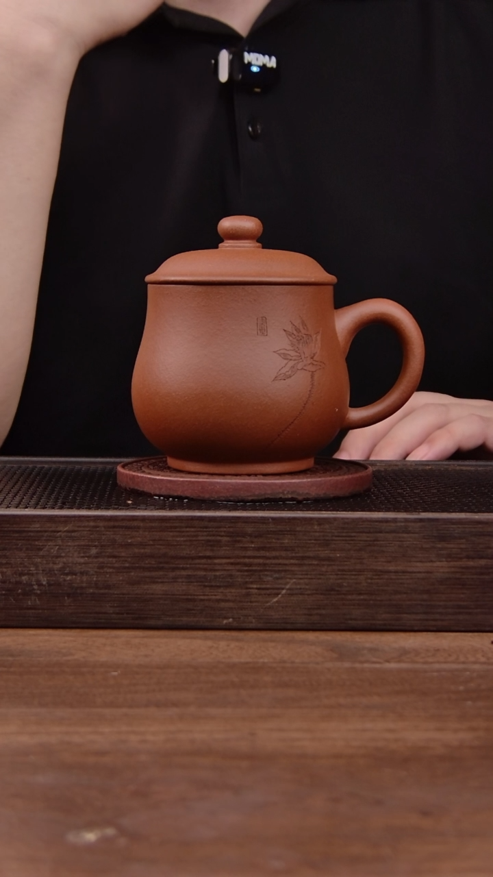 茶壶紫砂红清水新款盖杯！！！莲花刻绘  微瑕