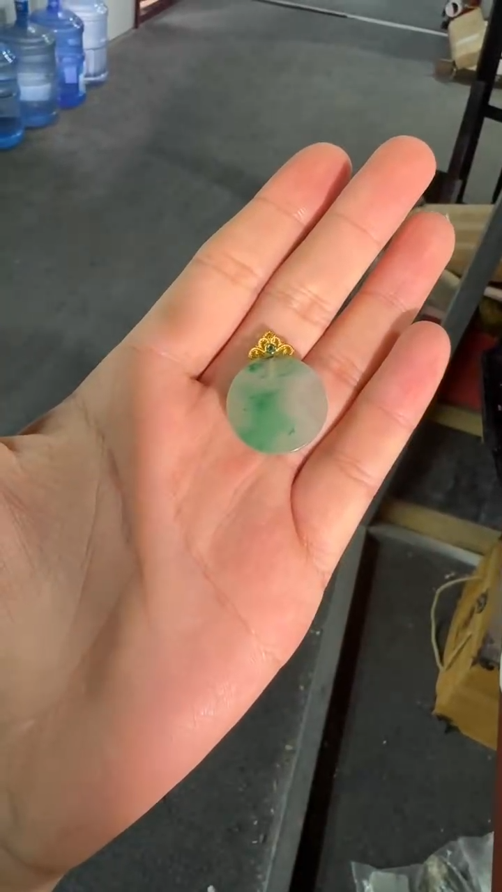 【闪购商品】石英质玉吊坠未镶嵌吊坠