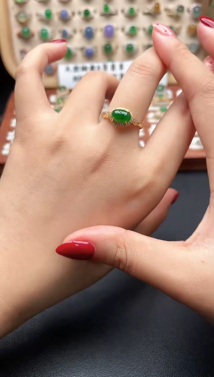 银S925镶嵌戒指翡翠一物一证一礼盒