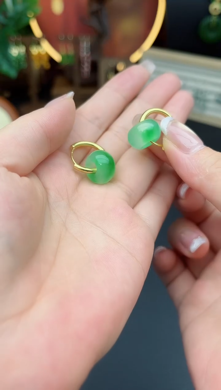 石英质玉（非洲翠）未镶嵌耳饰538000