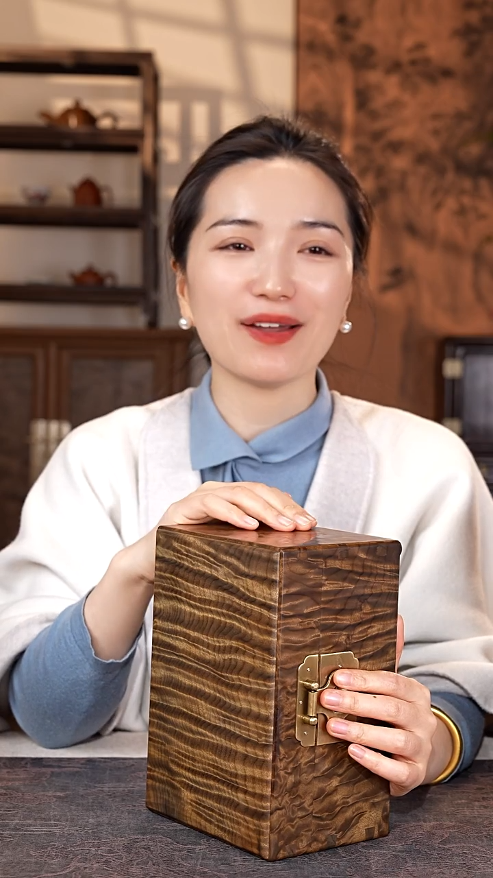 乌木类家具皮*鲁金丝楠