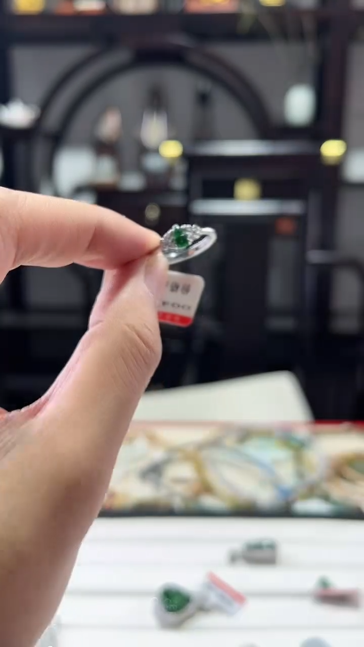 颈饰未镶嵌翡翠翡翠葫芦戒指