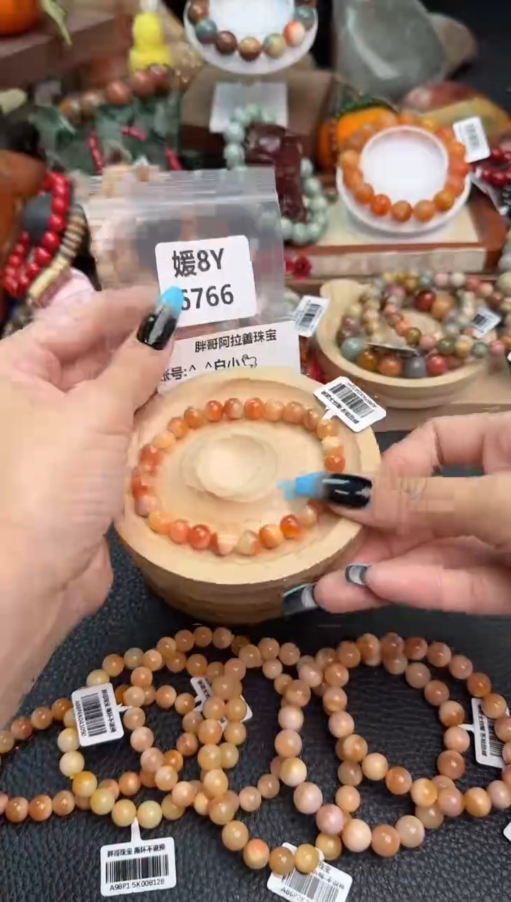 【闪购商品】石英质玉手链未镶嵌8Y6766
