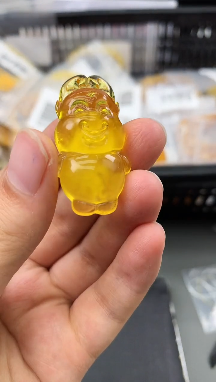 未镶嵌琥珀珠宝奇石194