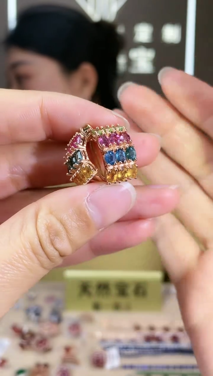 【闪购商品】碧玺耳饰银S925镶嵌耳饰