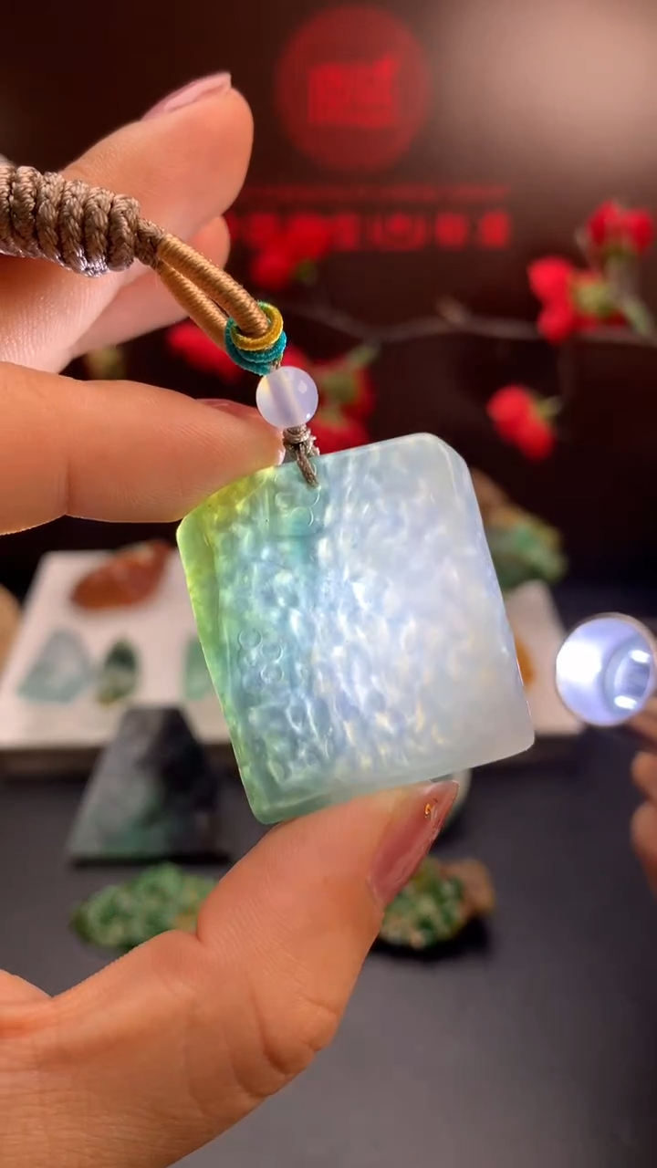 【闪购商品】定制翡翠未镶嵌          