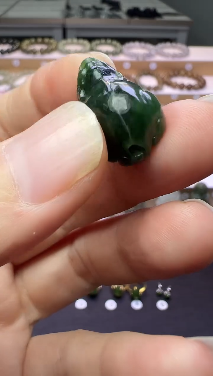 颈饰未镶嵌和田玉58号链接通孔有包容