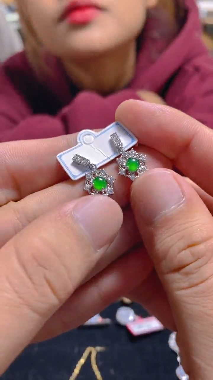 【闪购商品】翡翠耳饰未镶嵌0867207381多样性发一