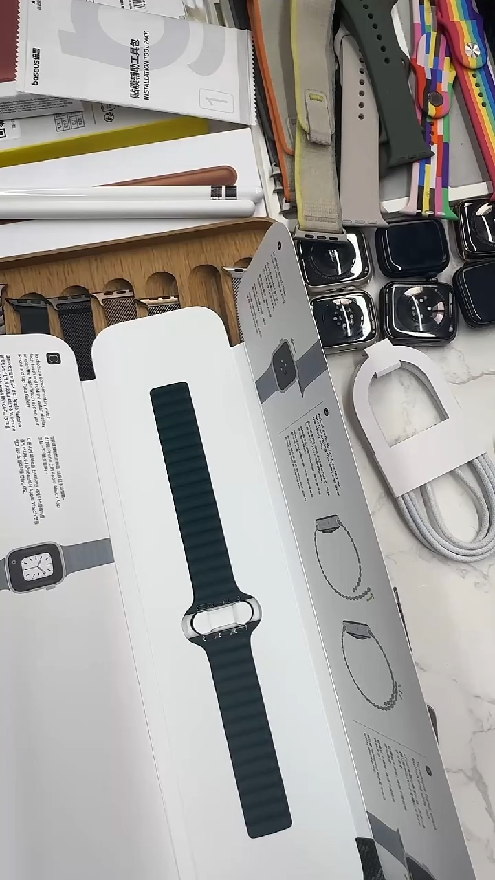 准新品1410号 大表盘 杉绿色皮革链式 140-180 