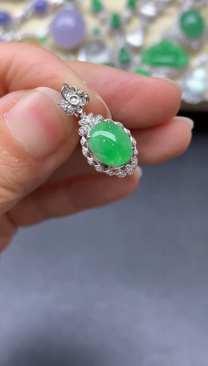 颈饰18K金镶嵌翡翠364-中国好珍宝