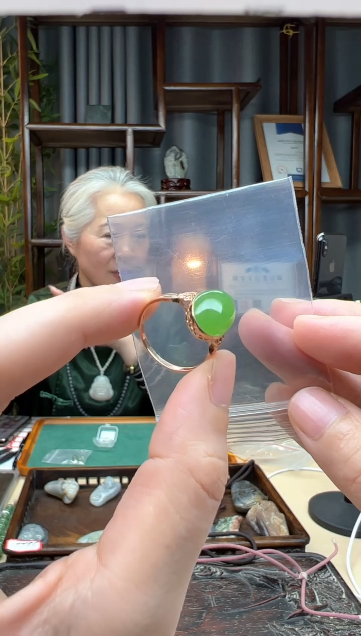 【闪购商品】和田玉颈饰18K金镶嵌戒指