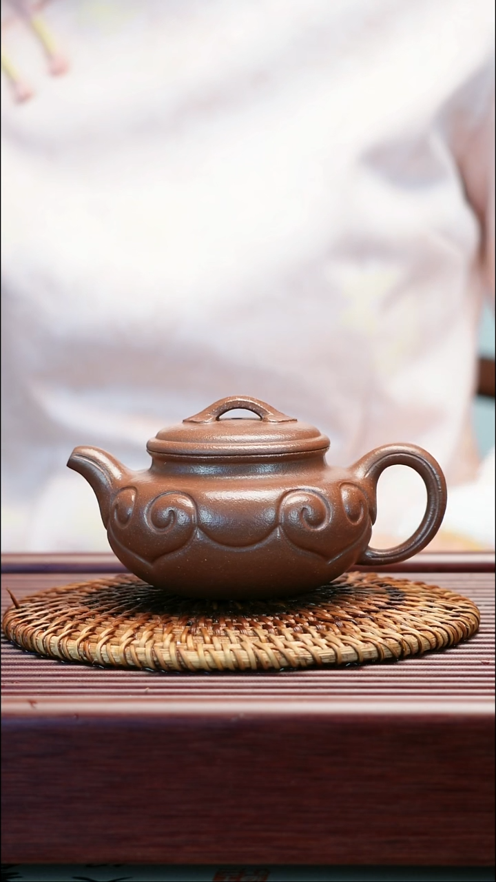 茶壶紫砂原矿底槽清  仿古如意   200cc