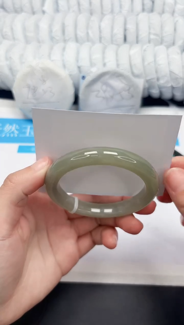 【闪购商品】和田玉手镯未镶嵌404-60