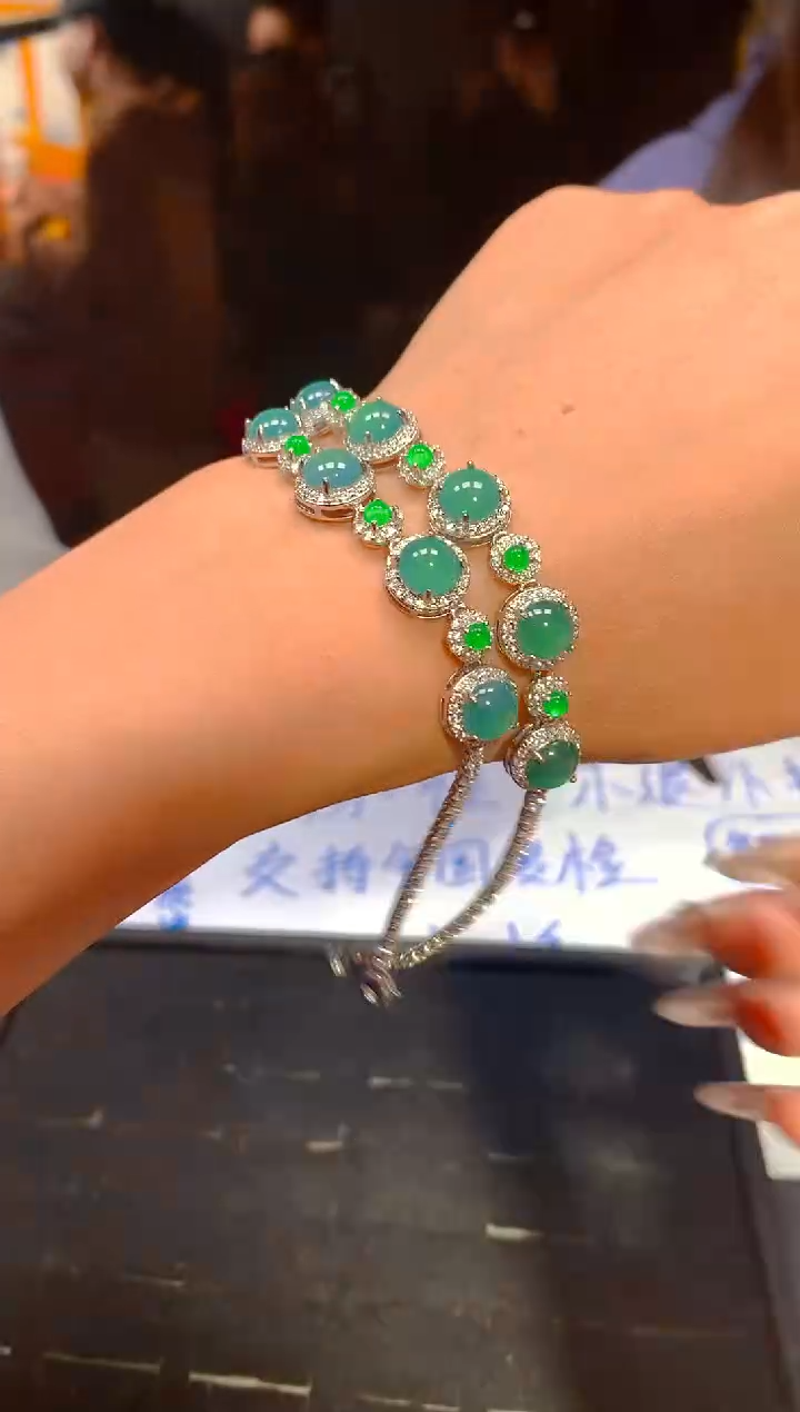 【闪购商品】定制翡翠未镶嵌74定制翡翠 多样性发货（发其一）