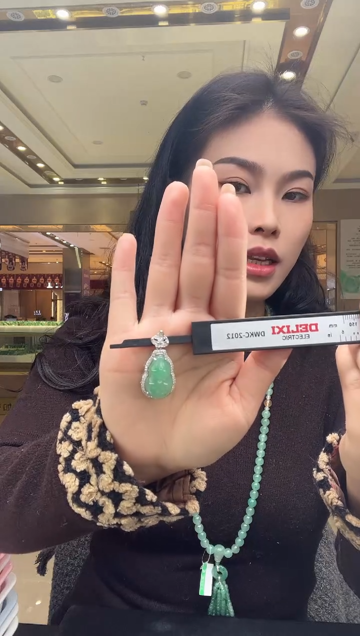 未镶嵌手镯石英质玉6