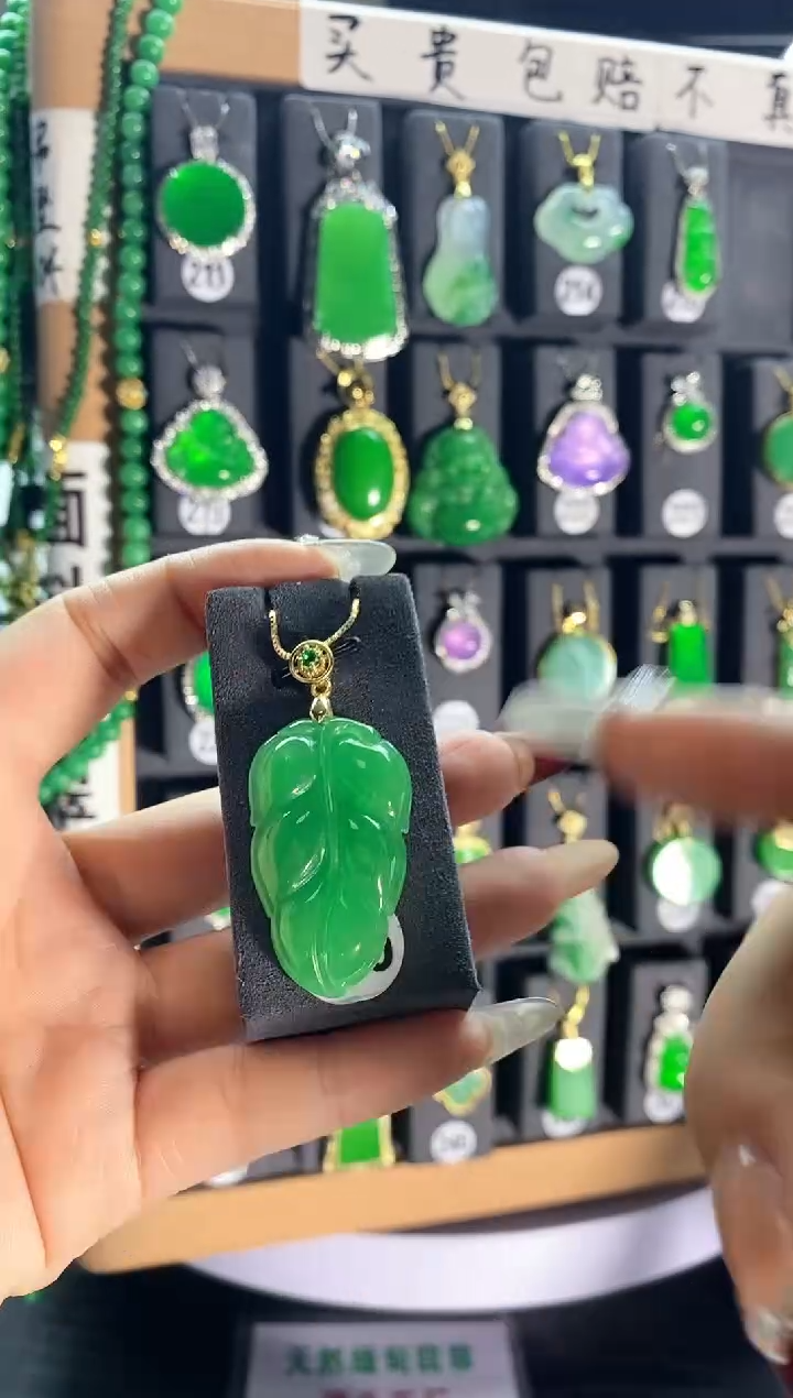 【闪购商品】翡翠耳饰银S925镶嵌216..