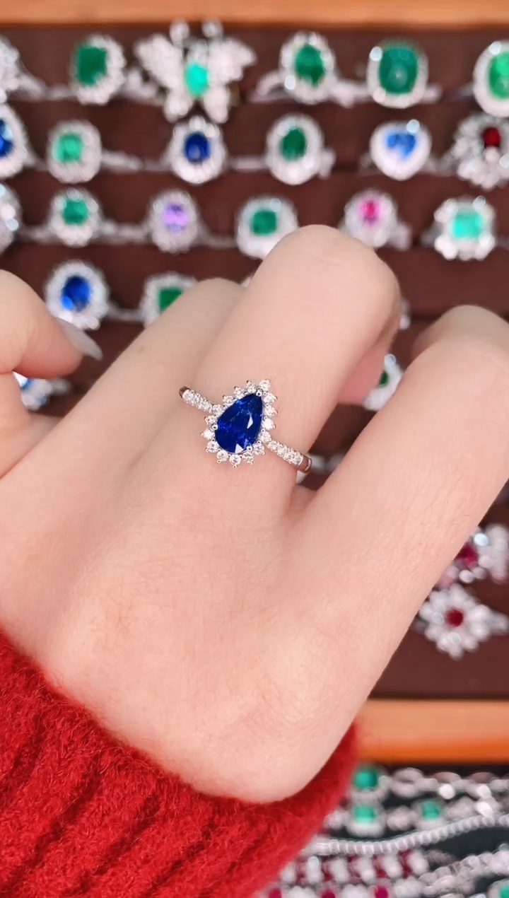 【闪购商品】蓝宝石18K金戒指18K金镶嵌0.97克拉