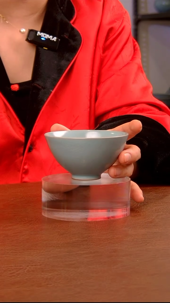 【闪购商品】瓷片121布托微二级鸡心杯.........