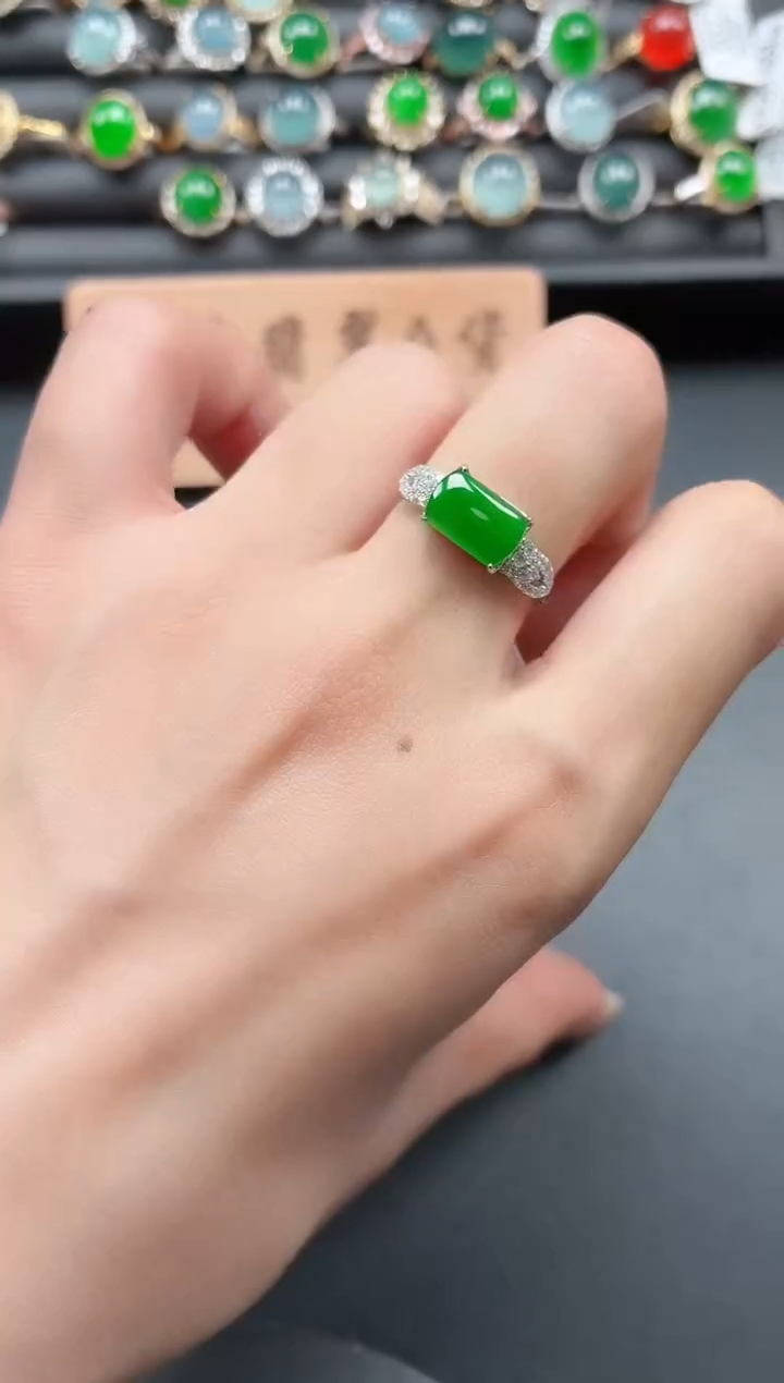 银S925镶嵌戒指翡翠111