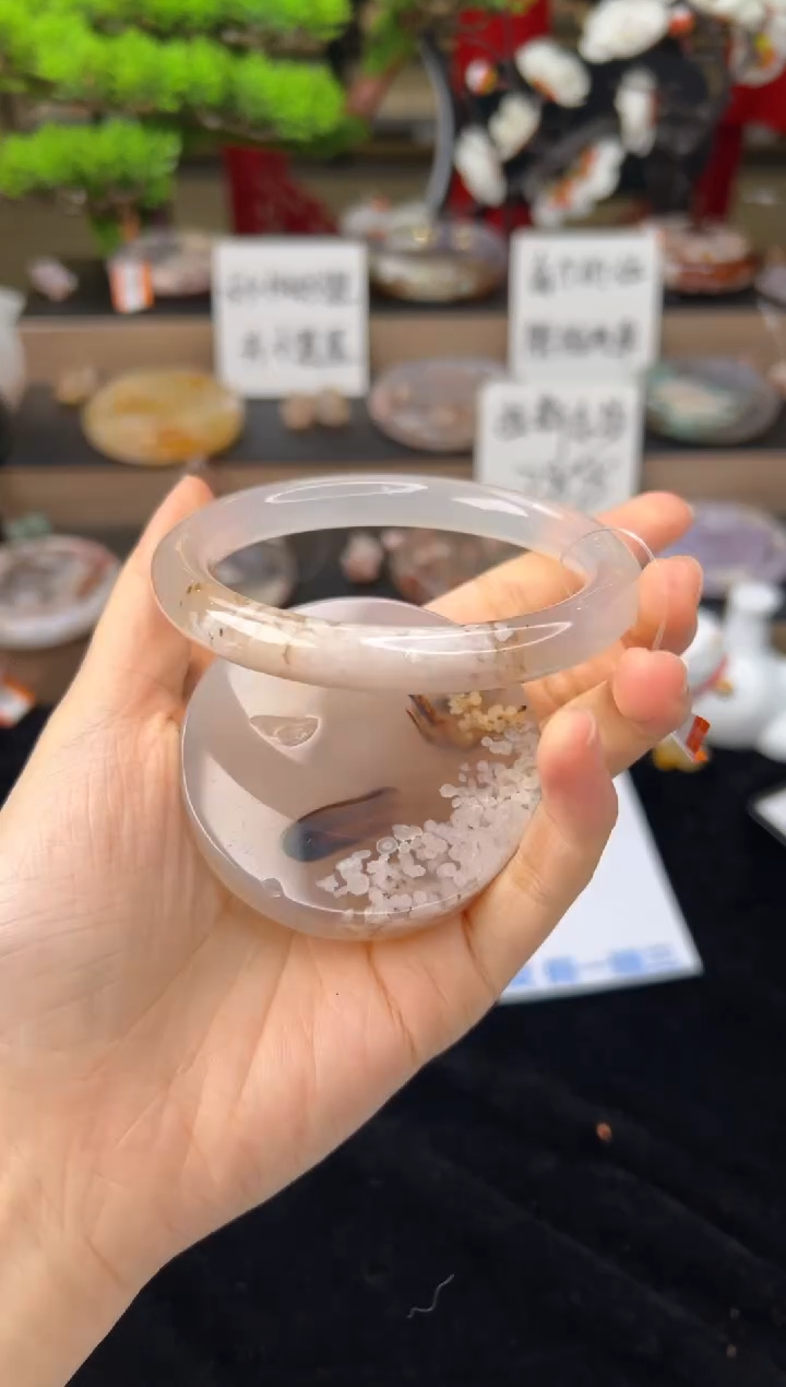 【闪购商品】石英质玉未镶嵌手镯63圈口（赠送镯心）21733