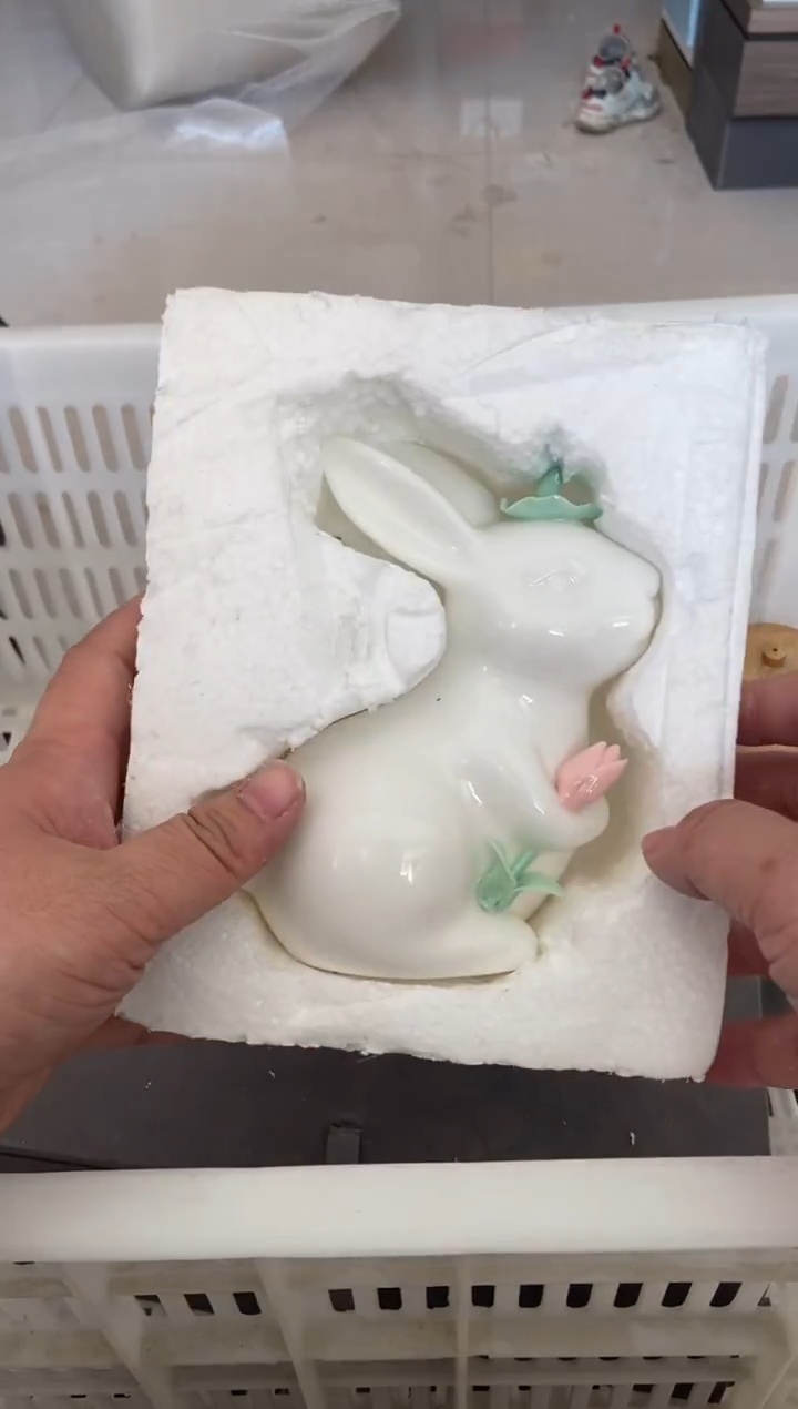 杯无运费险有瑕疵的摄影的产品有使用过的痕迹有点脏介意勿拍