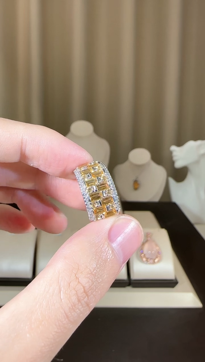 【闪购商品】黄晶戒指银S925镶嵌设计款