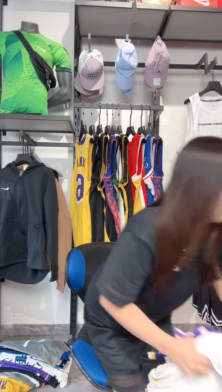 1292编码 耐克卫衣服饰过款为准 尺码