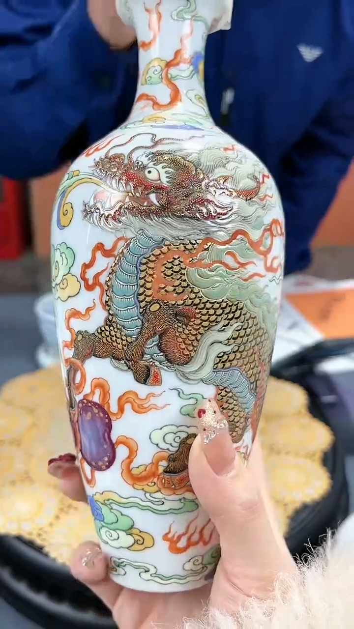 【闪购商品】官窑瓷画院631官窑瓷画院麒麟赏瓶