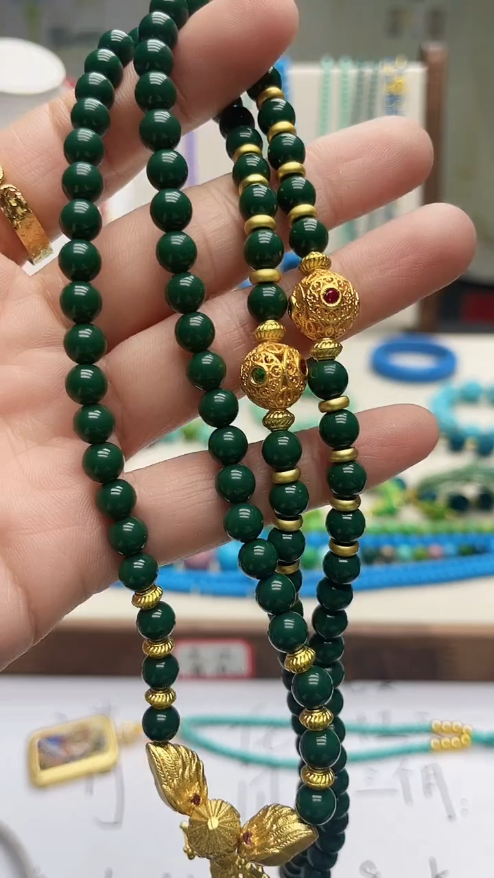 珍藏特色绿色高瓷