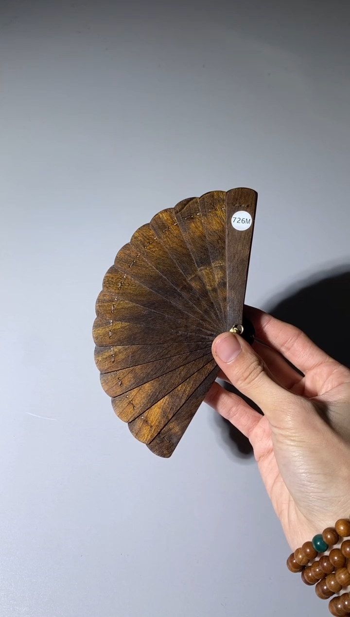 【闪购商品】金丝楠木雕726号10cm阴沉金丝楠迷你扇
