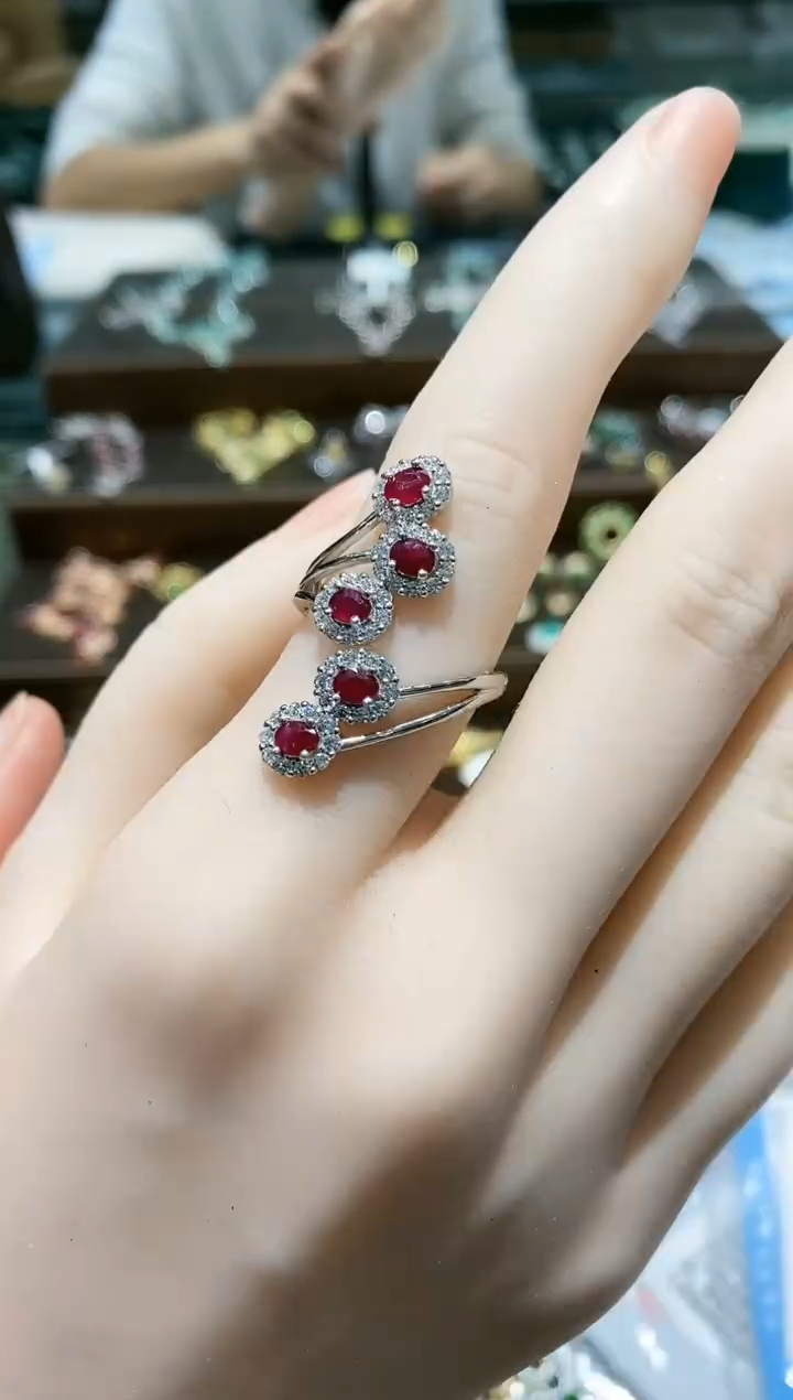 【闪购商品】红宝石戒指银S925镶嵌戒指
