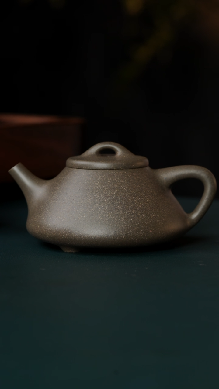 【闪购商品】紫砂茶壶全手工青段子冶