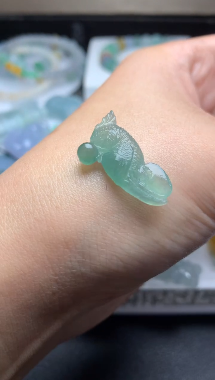 定制翡翠未镶嵌毛货