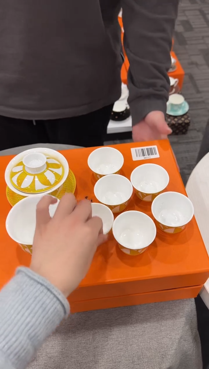 【闪购商品】杯H777--------------