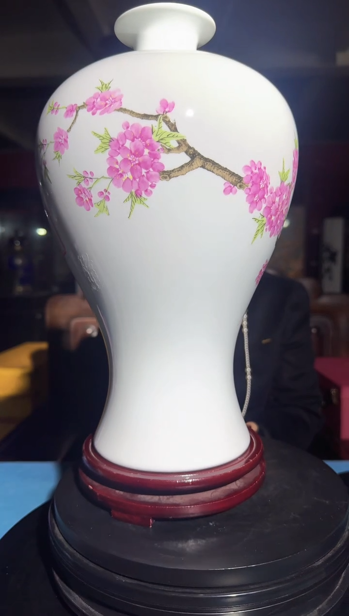 景德镇陶瓷摆件13