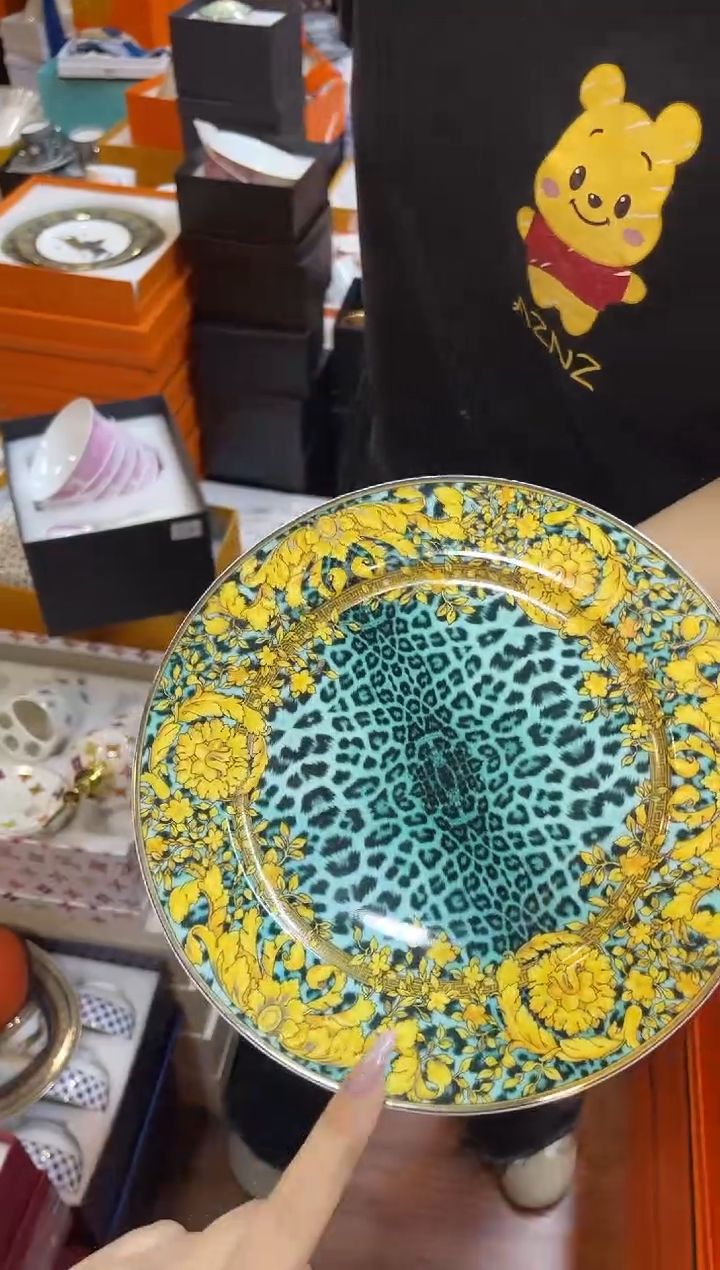 杯鸿辉家品牌瓷器，京东包邮！