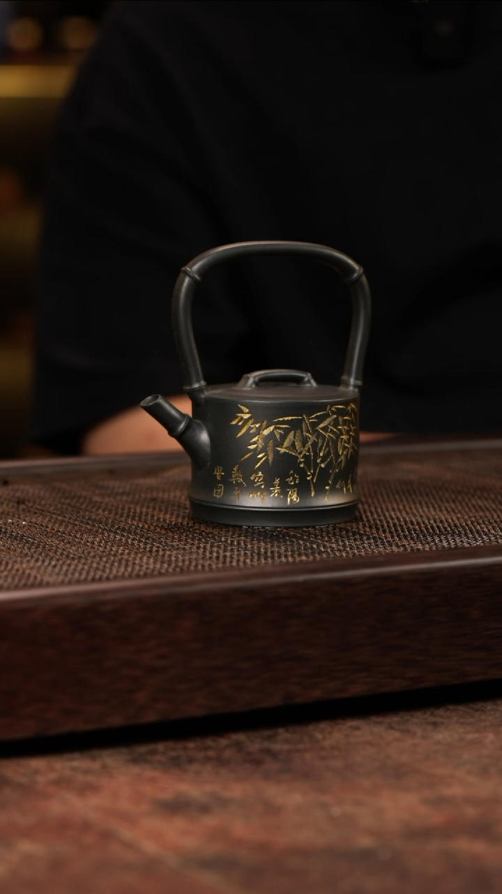 茶壶紫砂九龄君子兰竹节提梁