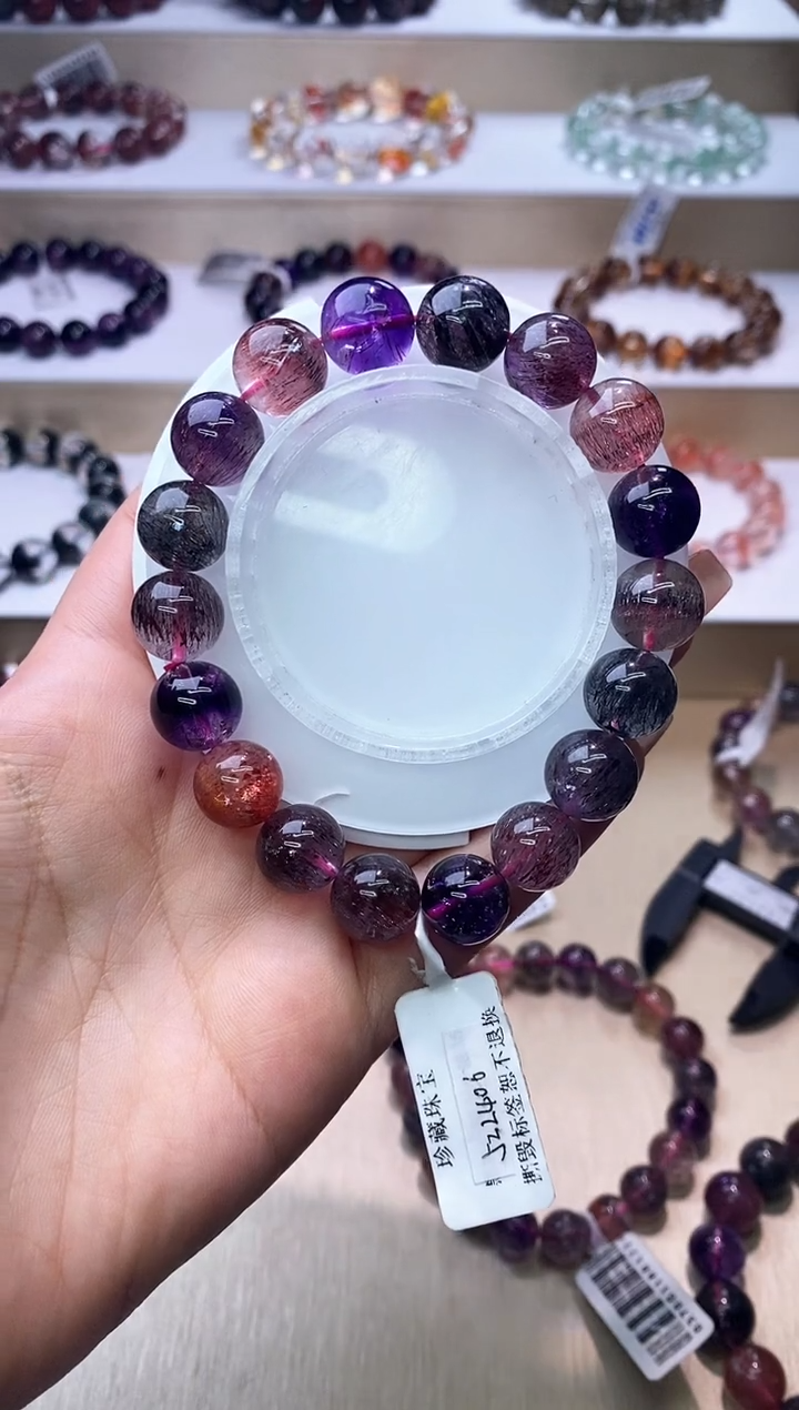 【闪购商品】水晶手链未镶嵌黑加仑超七1m+