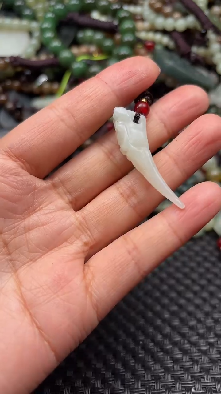 【闪购商品】和田玉颈饰未镶嵌.