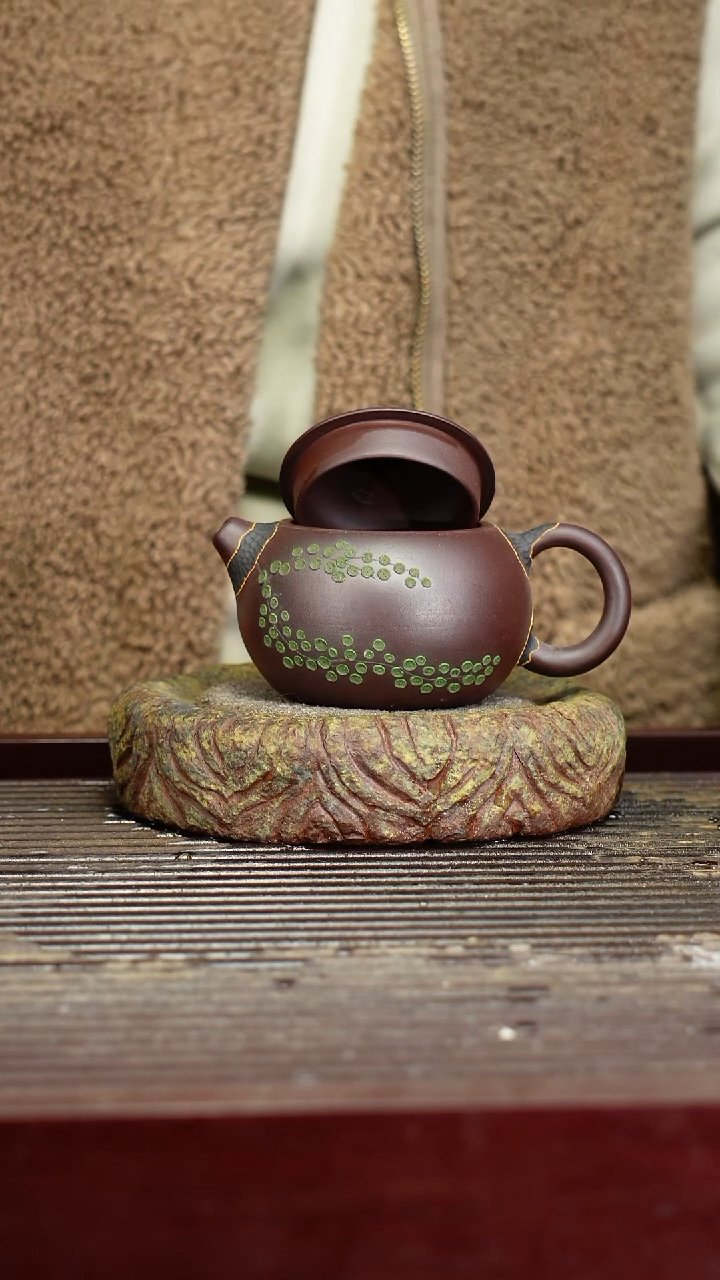 宜兴原矿紫砂壶茶壶宜兴原矿紫砂壶茶壶180C