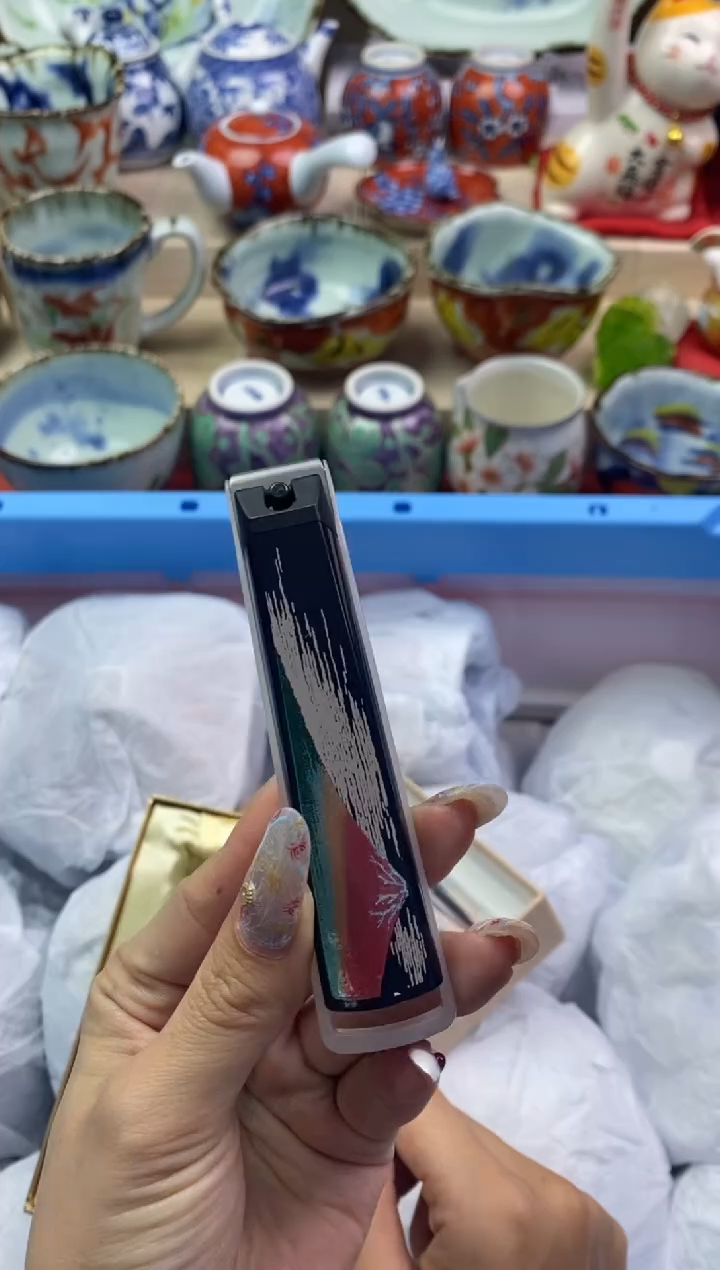 【闪购商品】瓷片隆莲瓷器欢迎大家