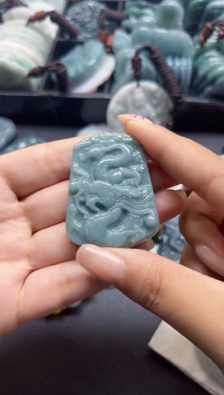 【闪购商品】翡翠颈饰未镶嵌翡翠